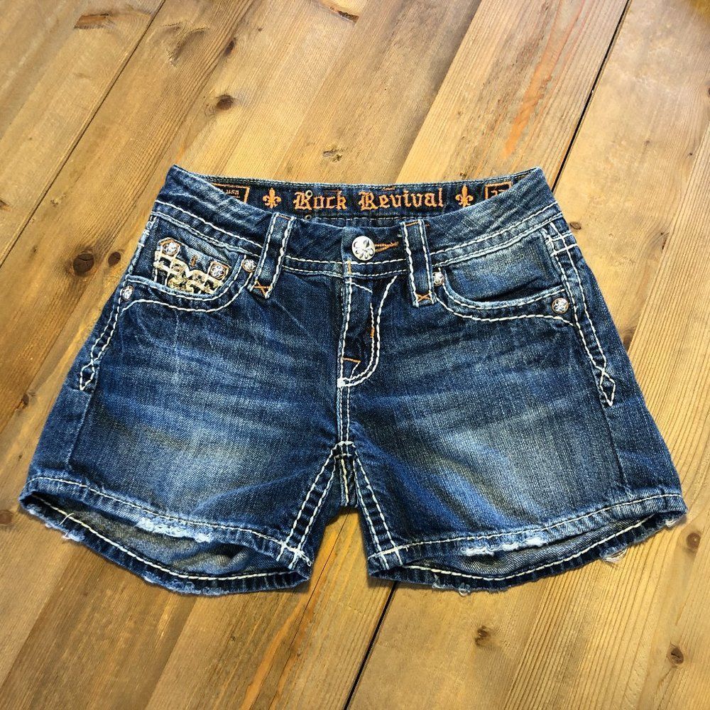 Rock Revival Julie Mid Rise Stretch Shorts Size 23